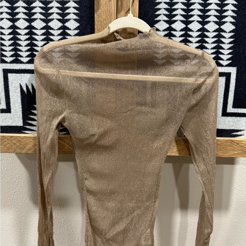 DO+BE Sheer Gold Long Sleeve Top